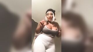 [142 of 457 Vids] Nikiarenee (Nikia Renee) OnlyFans Leaks Nude Cosplay Corn Queen