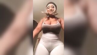 [142 of 457 Vids] Nikiarenee (Nikia Renee) OnlyFans Leaks Nude Cosplay Corn Queen