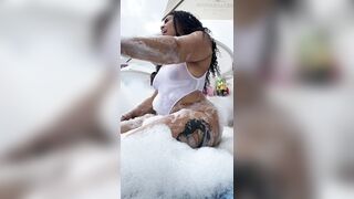 [295 of 457 Vids] Nikiarenee (Nikia Renee) OnlyFans Leaks Nude Cosplay Corn Queen