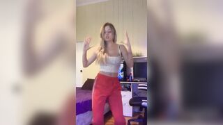[303 of 3935 Vids] Bree Louise (bree_louisexoxo aka breebbydance) OnlyFans Leaks Nude