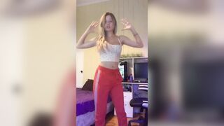 [303 of 3935 Vids] Bree Louise (bree_louisexoxo aka breebbydance) OnlyFans Leaks Nude