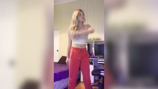 [303 of 3935 Vids] Bree Louise (bree_louisexoxo aka breebbydance) OnlyFans Leaks Nude