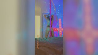 [304 of 3935 Vids] Bree Louise (bree_louisexoxo aka breebbydance) OnlyFans Leaks Nude