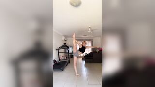 [3084 of 3935 Vids] Bree Louise (bree_louisexoxo aka breebbydance) OnlyFans Leaks Nude