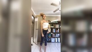 [339 of 3935 Vids] Bree Louise (bree_louisexoxo aka breebbydance) OnlyFans Leaks Nude