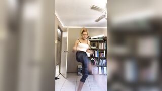 [339 of 3935 Vids] Bree Louise (bree_louisexoxo aka breebbydance) OnlyFans Leaks Nude