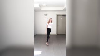 [3585 of 3935 Vids] Bree Louise (bree_louisexoxo aka breebbydance) OnlyFans Leaks Nude