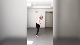 [3585 of 3935 Vids] Bree Louise (bree_louisexoxo aka breebbydance) OnlyFans Leaks Nude