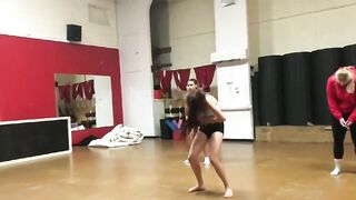 [3829 of 3935 Vids] Bree Louise (bree_louisexoxo aka breebbydance) OnlyFans Leaks Nude