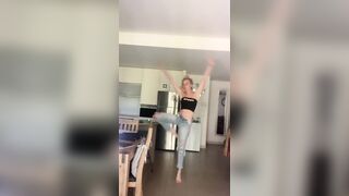 [442 of 3935 Vids] Bree Louise (bree_louisexoxo aka breebbydance) OnlyFans Leaks Nude