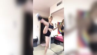 [592 of 3935 Vids] Bree Louise (bree_louisexoxo aka breebbydance) OnlyFans Leaks Nude