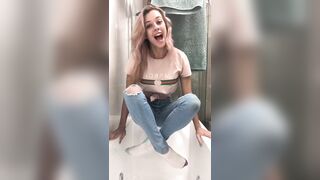 [617 of 3935 Vids] Bree Louise (bree_louisexoxo aka breebbydance) OnlyFans Leaks Nude