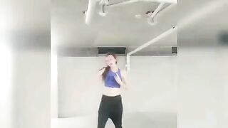 [702 of 3935 Vids] Bree Louise (bree_louisexoxo aka breebbydance) OnlyFans Leaks Nude