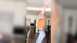 [712 of 3935 Vids] Bree Louise (bree_louisexoxo aka breebbydance) OnlyFans Leaks Nude