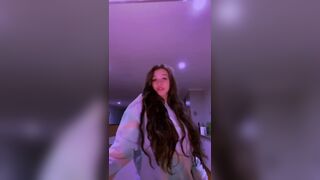 [713 of 3935 Vids] Bree Louise (bree_louisexoxo aka breebbydance) OnlyFans Leaks Nude