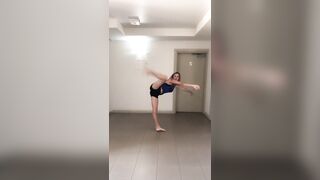 [76 of 3935 Vids] Bree Louise (bree_louisexoxo aka breebbydance) OnlyFans Leaks Nude