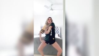 [813 of 3935 Vids] Bree Louise (bree_louisexoxo aka breebbydance) OnlyFans Leaks Nude