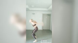 [816 of 3935 Vids] Bree Louise (bree_louisexoxo aka breebbydance) OnlyFans Leaks Nude