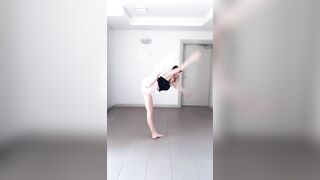 [849 of 3935 Vids] Bree Louise (bree_louisexoxo aka breebbydance) OnlyFans Leaks Nude