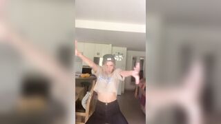 [888 of 3935 Vids] Bree Louise (bree_louisexoxo aka breebbydance) OnlyFans Leaks Nude