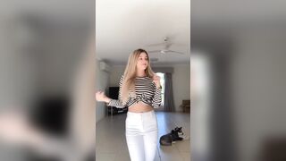 [948 of 3935 Vids] Bree Louise (bree_louisexoxo aka breebbydance) OnlyFans Leaks Nude