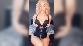 [114 of 432 Vids] Missbellaromano (Miss Bella Romano) OnlyFans Leaks Nude Naughty