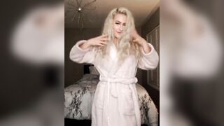 [379 of 432 Vids] Missbellaromano (Miss Bella Romano) OnlyFans Leaks Nude Naughty