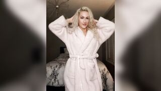 [379 of 432 Vids] Missbellaromano (Miss Bella Romano) OnlyFans Leaks Nude Naughty