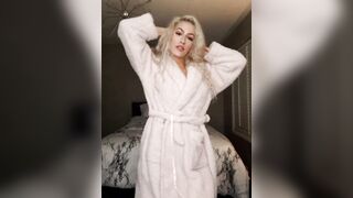 [379 of 432 Vids] Missbellaromano (Miss Bella Romano) OnlyFans Leaks Nude Naughty