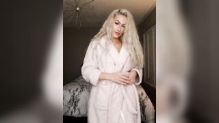 [379 of 432 Vids] Missbellaromano (Miss Bella Romano) OnlyFans Leaks Nude Naughty