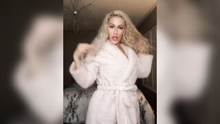 [379 of 432 Vids] Missbellaromano (Miss Bella Romano) OnlyFans Leaks Nude Naughty