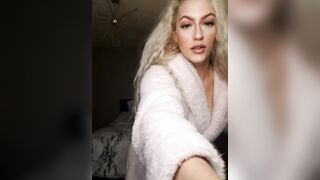 [379 of 432 Vids] Missbellaromano (Miss Bella Romano) OnlyFans Leaks Nude Naughty