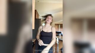 [3 of 132 Vids] Onegirlnextdoor (Useyourimagination) OnlyFans Leaks Nude