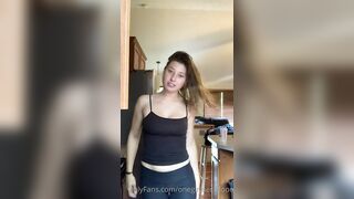 [3 of 132 Vids] Onegirlnextdoor (Useyourimagination) OnlyFans Leaks Nude