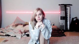 Fucks her Tight Pussy- Novaruu (scarletloveu) OnlyFans Leaks Nude