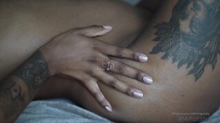 [22 of 102 Vids] Darlingnicky (Darling Nicky VIP) OnlyFans Leaks Nude Ebony