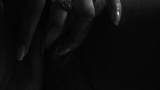 [80 of 102 Vids] Darlingnicky (Darling Nicky VIP) OnlyFans Leaks Nude Ebony