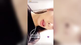 Bathroom Fingering - Allipark22 (Allison Parker) OnlyFans Leaks Nude