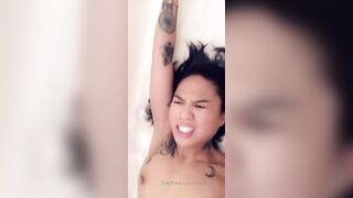 [103 of 430 Vids] Honeygold (Honey Gold aka honeygoldxx) OnlyFans Leaks Nude