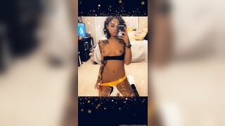 [112 of 430 Vids] Honeygold (Honey Gold aka honeygoldxx) OnlyFans Leaks Nude