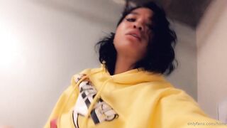 [153 of 430 Vids] Honeygold (Honey Gold aka honeygoldxx) OnlyFans Leaks Nude