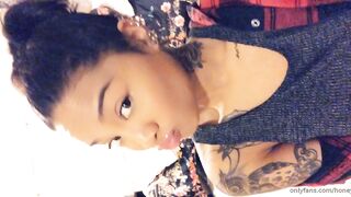 [164 of 430 Vids] Honeygold (Honey Gold aka honeygoldxx) OnlyFans Leaks Nude
