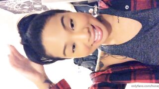 [164 of 430 Vids] Honeygold (Honey Gold aka honeygoldxx) OnlyFans Leaks Nude