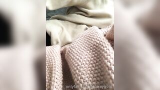 [183 of 430 Vids] Honeygold (Honey Gold aka honeygoldxx) OnlyFans Leaks Nude