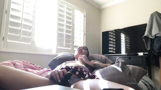 [188 of 430 Vids] Honeygold (Honey Gold aka honeygoldxx) OnlyFans Leaks Nude