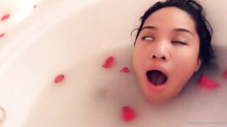 [196 of 430 Vids] Honeygold (Honey Gold aka honeygoldxx) OnlyFans Leaks Nude