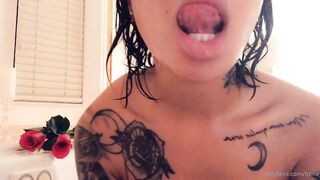 [206 of 430 Vids] Honeygold (Honey Gold aka honeygoldxx) OnlyFans Leaks Nude