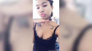 [215 of 430 Vids] Honeygold (Honey Gold aka honeygoldxx) OnlyFans Leaks Nude