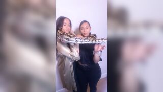 [1150 of 2462 Vids] Edwinacarlaisaac (Edwina) OnlyFans Leaks Nude Ebony