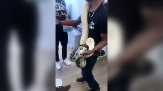 [1153 of 2462 Vids] Edwinacarlaisaac (Edwina) OnlyFans Leaks Nude Ebony